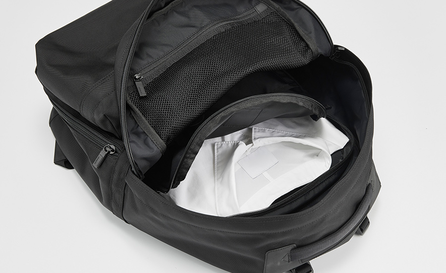 数量は多い MONOLITH モノリス BACKPACK PRO M ecousarecycling.com