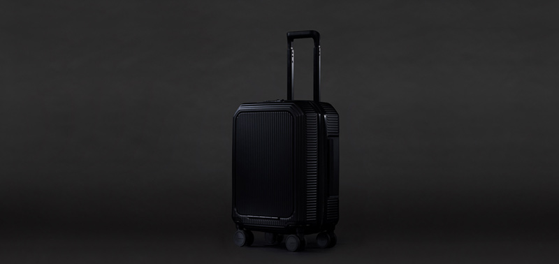 SUITCASE PRO OCTA 30 GAIA BLACK