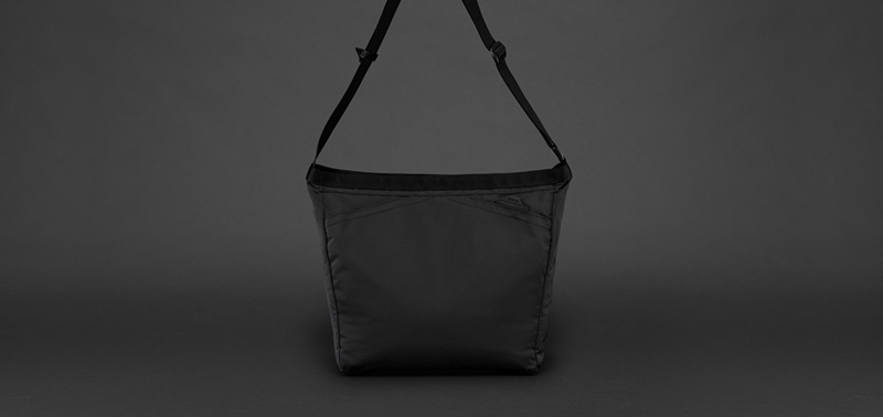 SHOULDER STANDARD Neutral M BLACK