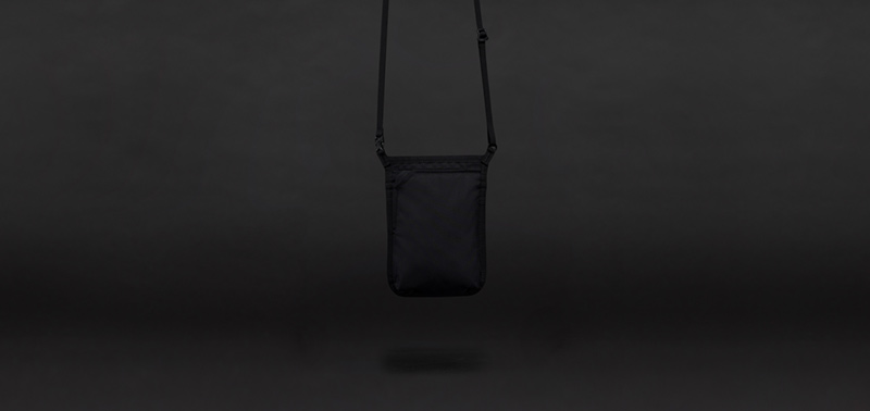 NECK POUCH STANDARD M BLACK