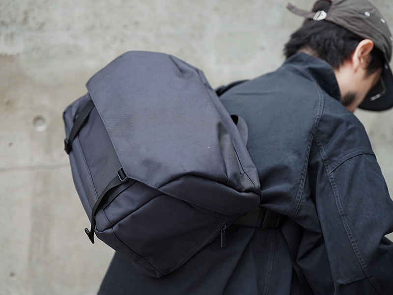 かぶせのデザインが特徴の「FLAP」シリーズが再販売