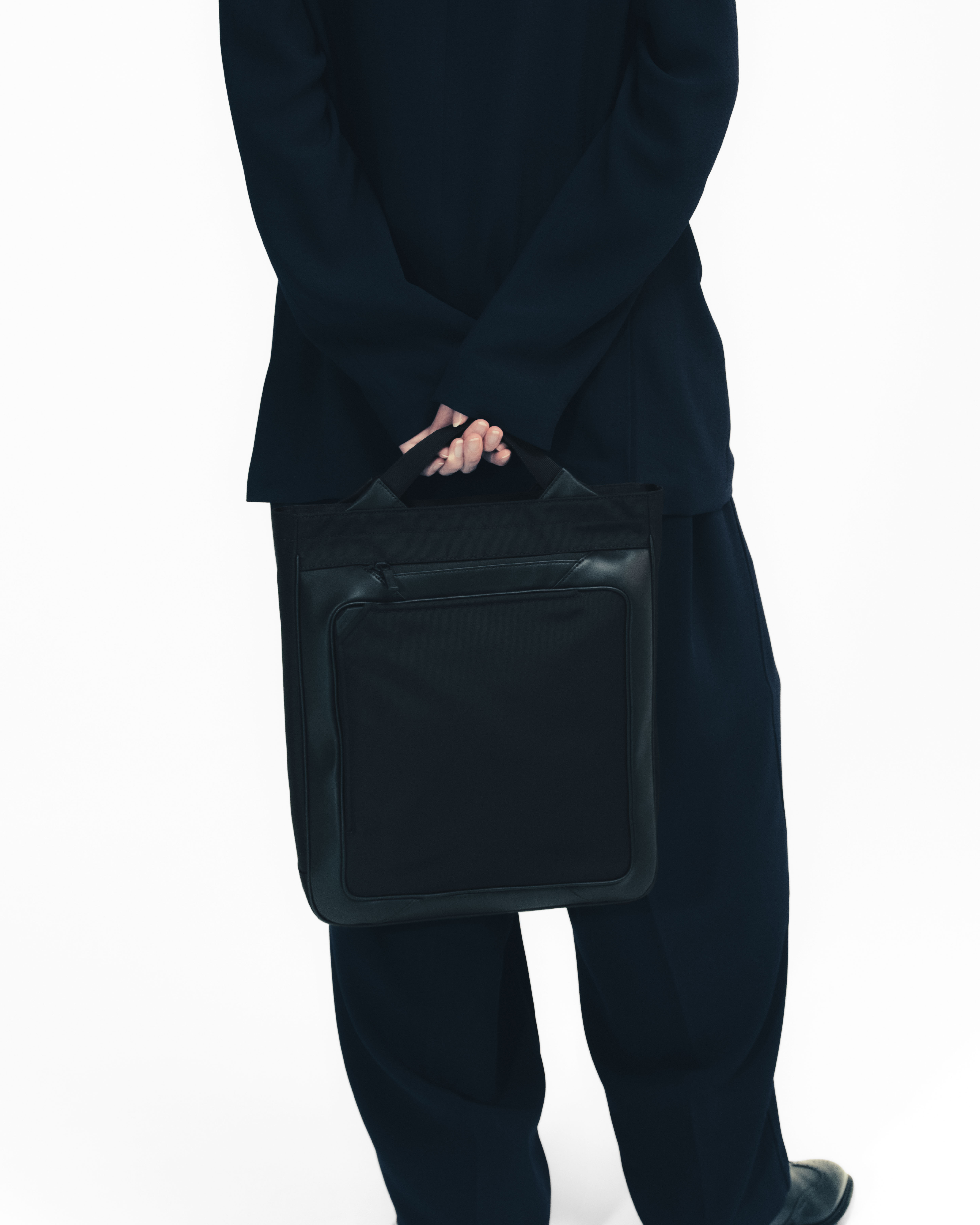 TOTE OFFICE M BLACK | OFFICE | PRODUCTS | MONOLITH OFFICIAL ONLINE
