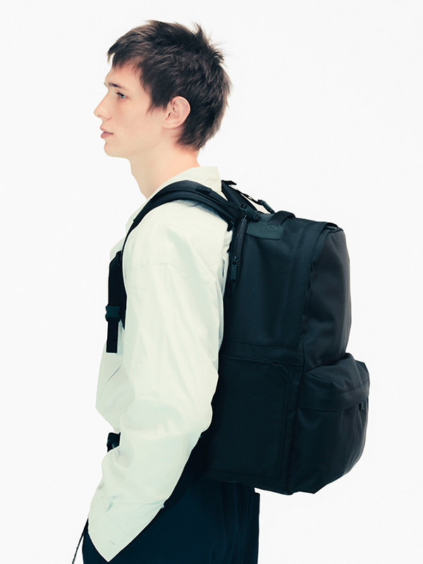 BACKPACK PRO M BLACK | PRO | PRODUCTS | MONOLITH OFFICAL ONLINE STORE