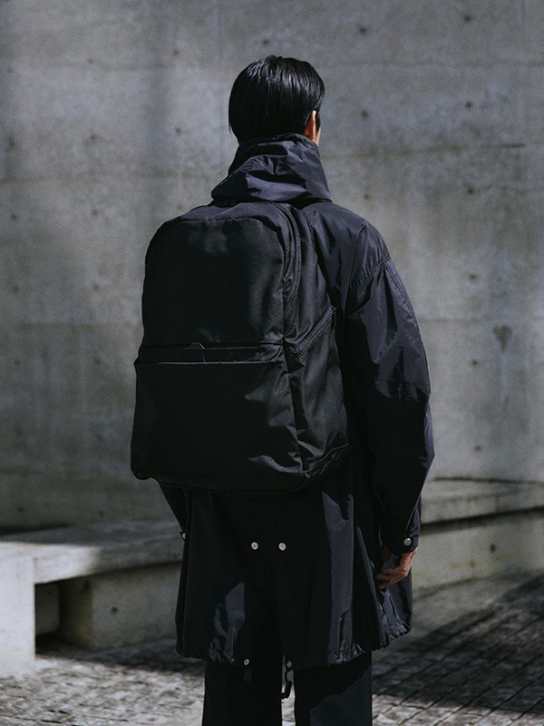 BACKPACK PRO STORAGE XL BLACK | PRO | PRODUCTS | MONOLITH OFFICAL