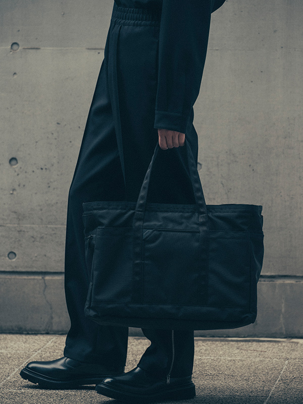 TOTE PRO L BLACK | PRO | PRODUCTS | MONOLITH OFFICAL ONLINE STORE TOTE PRO L BLACK | PRO | PRODUCTS | MONOLITH OFFICAL ONLINE STORE