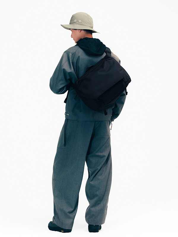 SHOULDER PRO FLAP M BLACK | PRO | PRODUCTS | MONOLITH ONLINE STORE